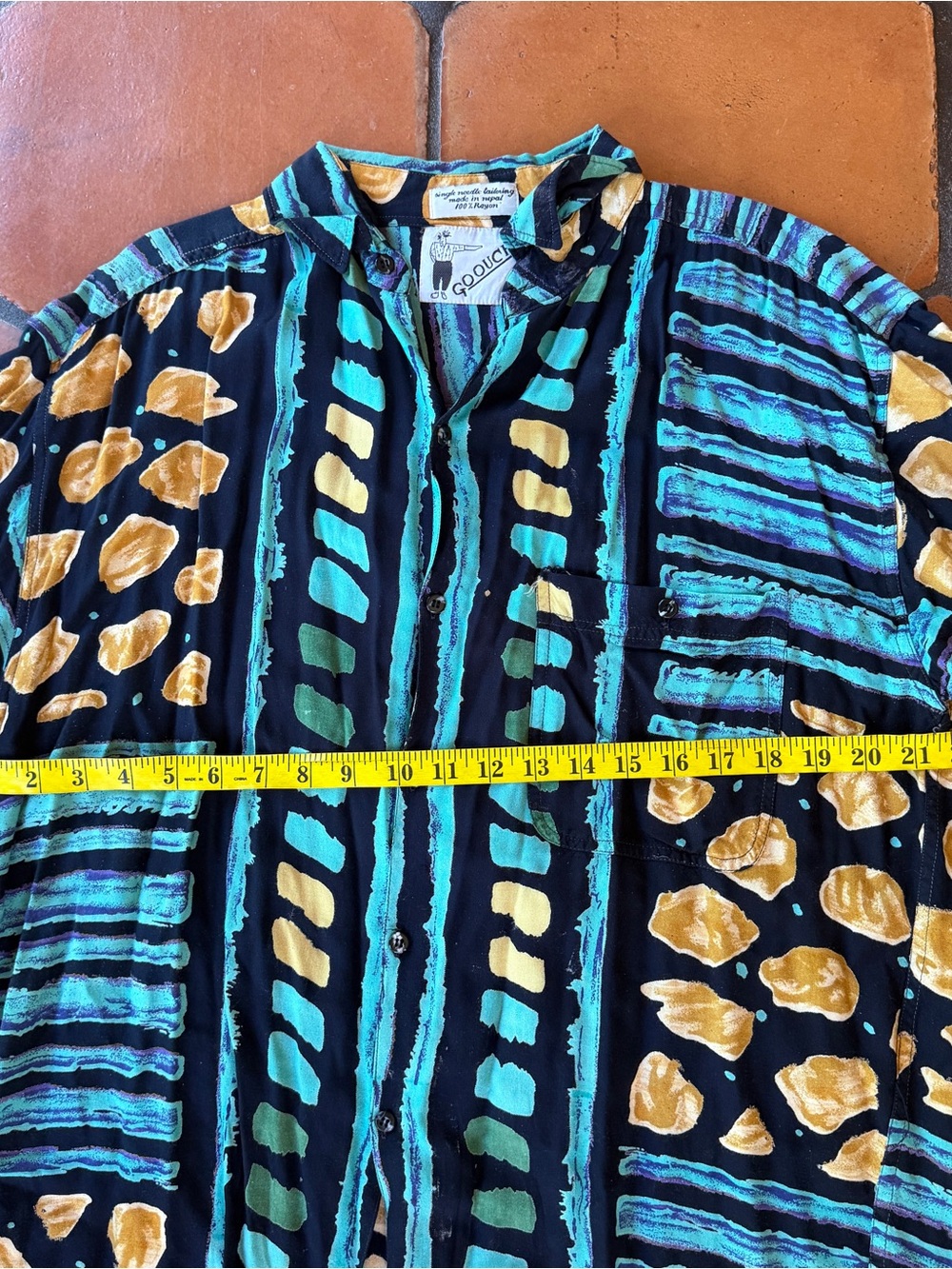 Vintage Goouch Shirt Mens Size M Graffiti All Over Print Abstract Artistic Rayon - Picture 5 of 5